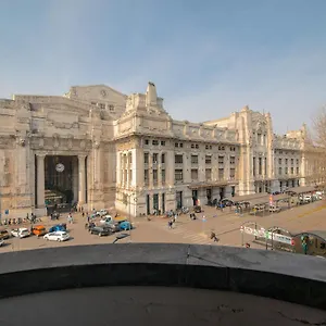 savoia-milan.it-lombardy.com/